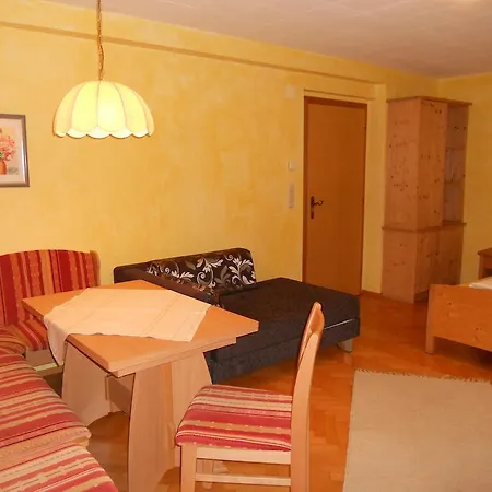 Apartment Bacher *
